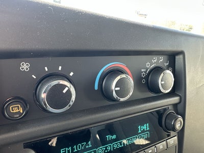 2025 GMC Savana Cutaway 3500 1WT