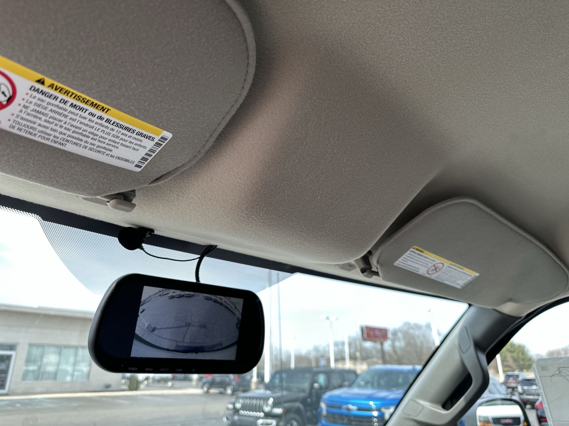 2025 GMC Savana Cutaway 3500 1WT