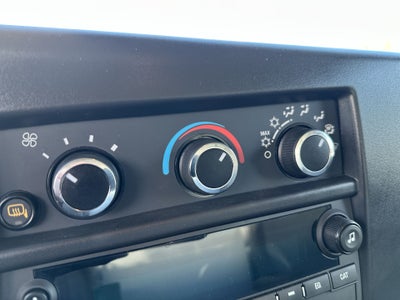 2025 GMC Savana Cutaway 3500 1WT