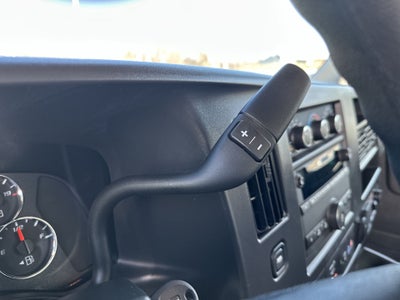 2025 GMC Savana Cutaway 3500 1WT
