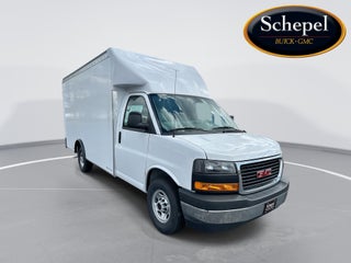 2025 GMC Savana Cutaway 3500 1WT