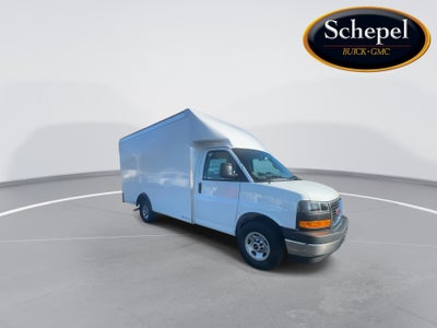 2025 GMC Savana Cutaway 3500 1WT
