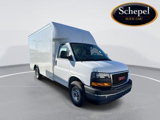 2025 GMC Savana Cutaway 3500 1WT