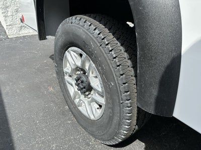 2025 GMC Sierra 2500 HD Pro