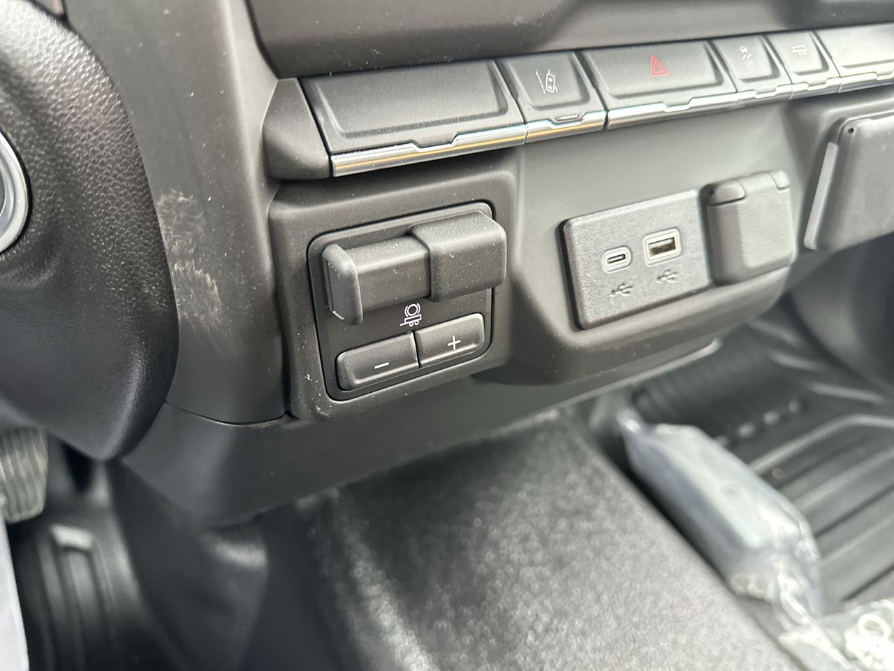 2025 GMC Sierra 2500 HD Pro