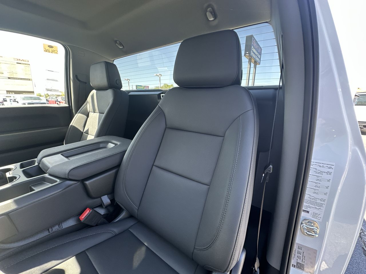 2025 GMC Sierra 2500 HD Pro