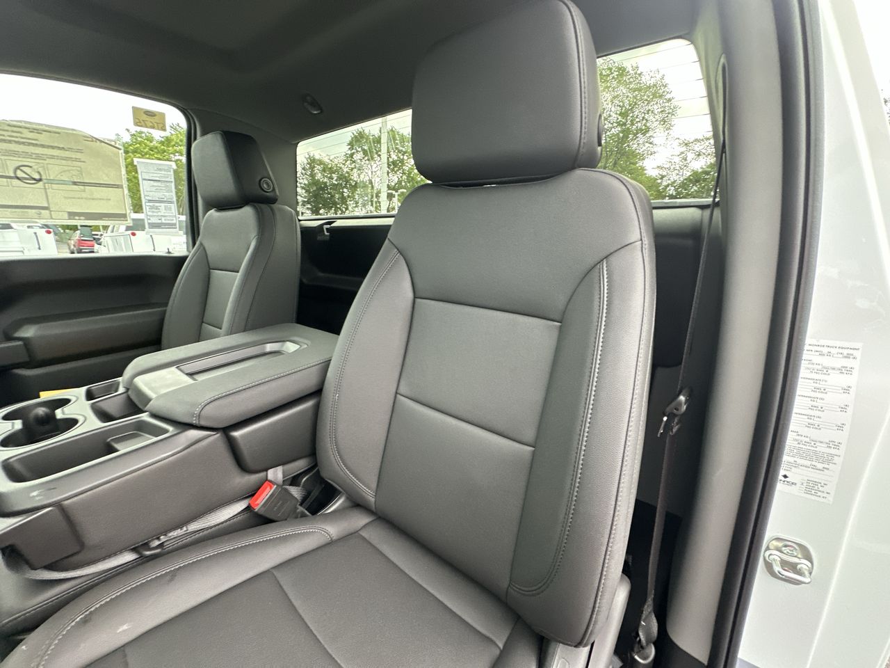 2025 GMC Sierra 2500 HD Pro