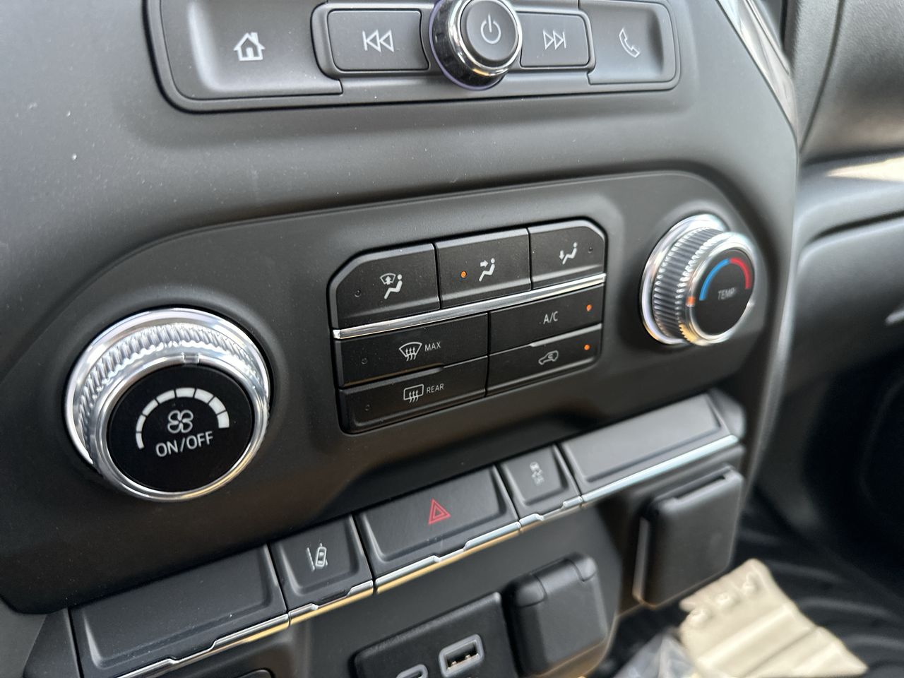 2025 GMC Sierra 2500 HD Pro