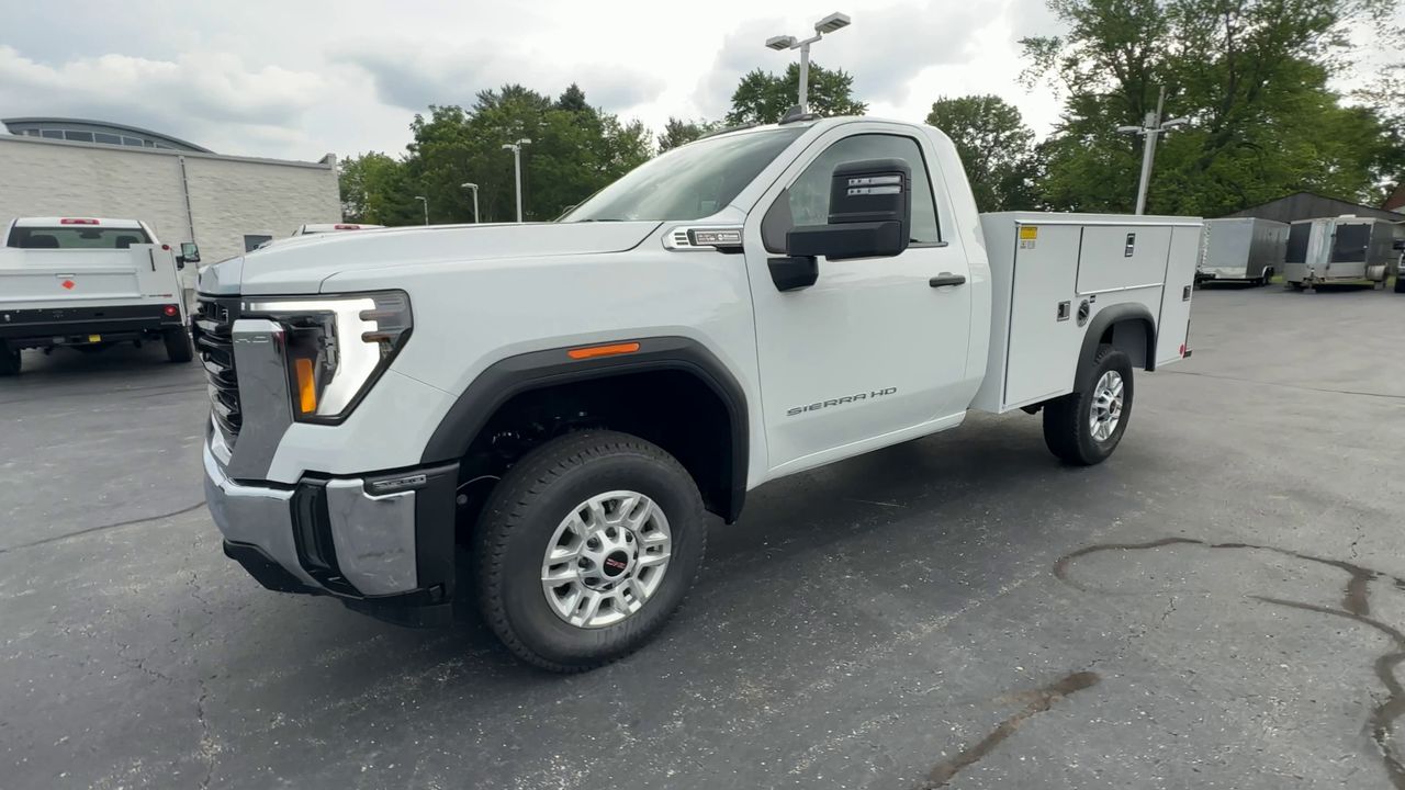 2025 GMC Sierra 2500 HD Pro