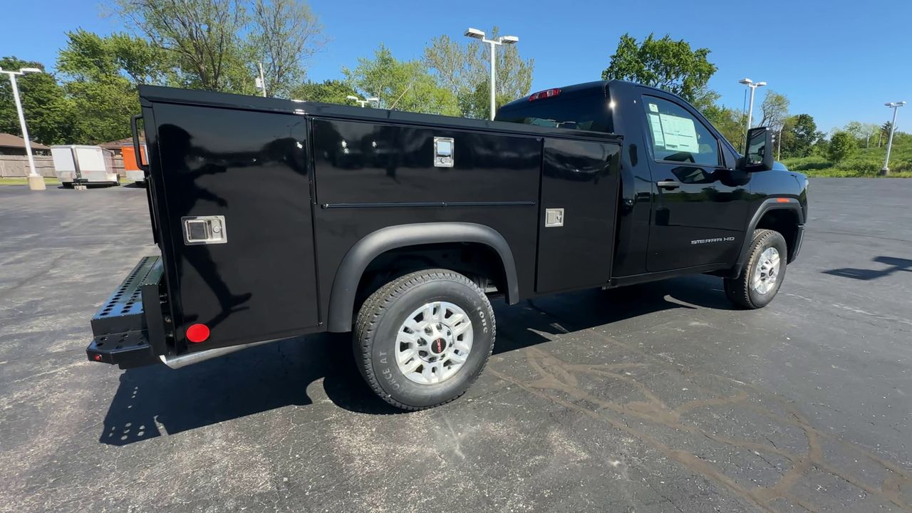 2025 GMC Sierra 2500 HD Pro