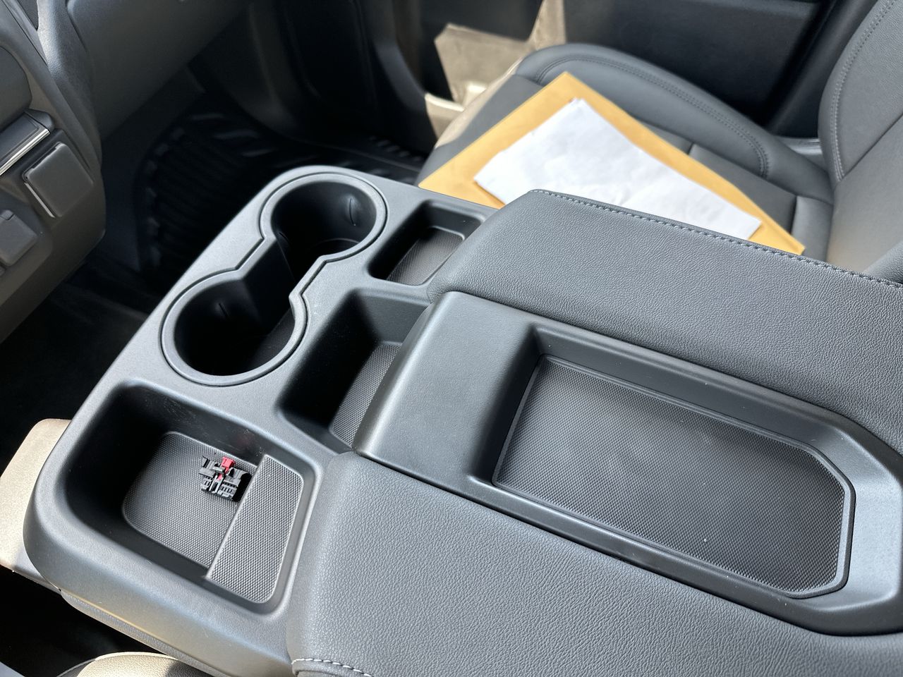 2024 GMC Sierra 2500 HD Pro