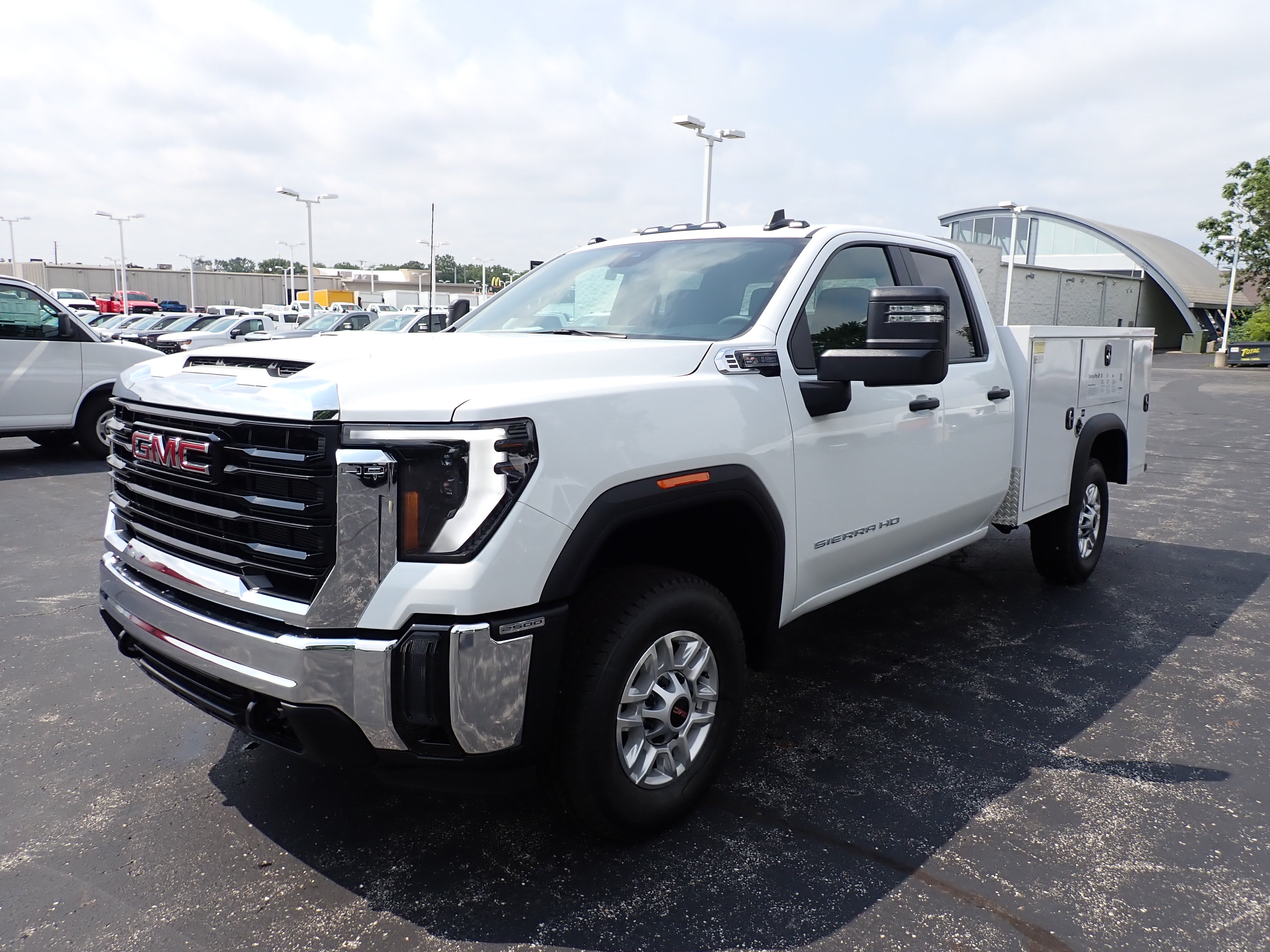 2026 GMC Sierra 2500 HD Pro