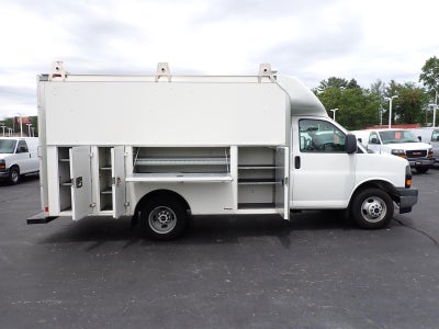 2017 GMC Savana Cutaway 3500 3500 VAN 139"