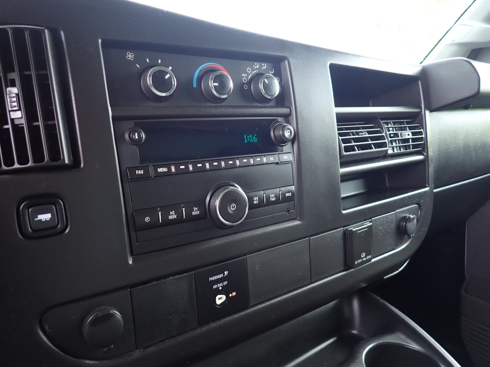 2017 GMC Savana Cutaway 3500 3500 VAN 139"