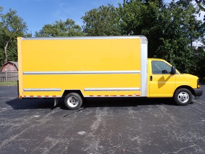 2017 GMC Savana Cutaway 3500 VAN 177"