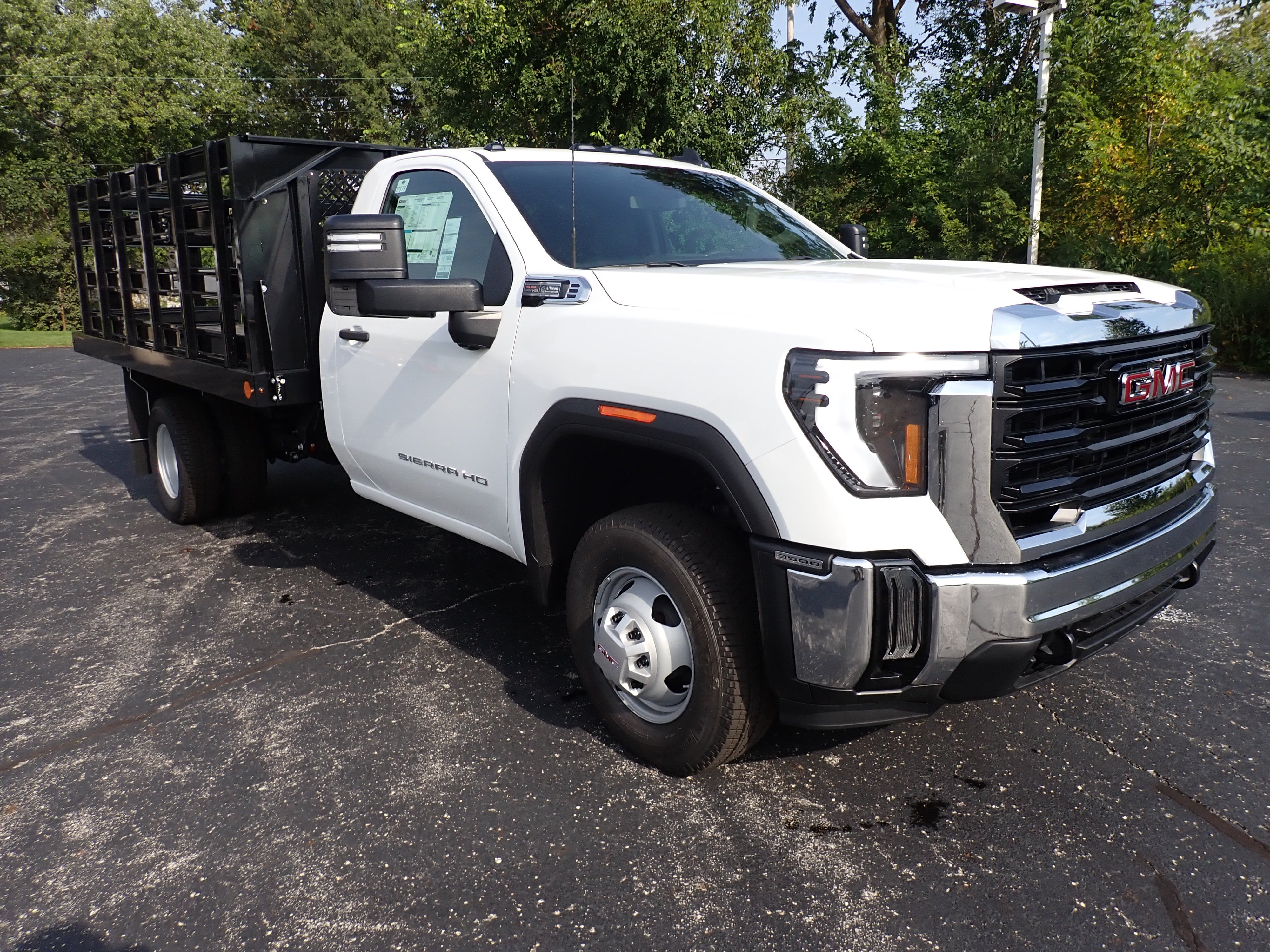 2026 GMC Sierra 3500 HD Chassis Cab Pro