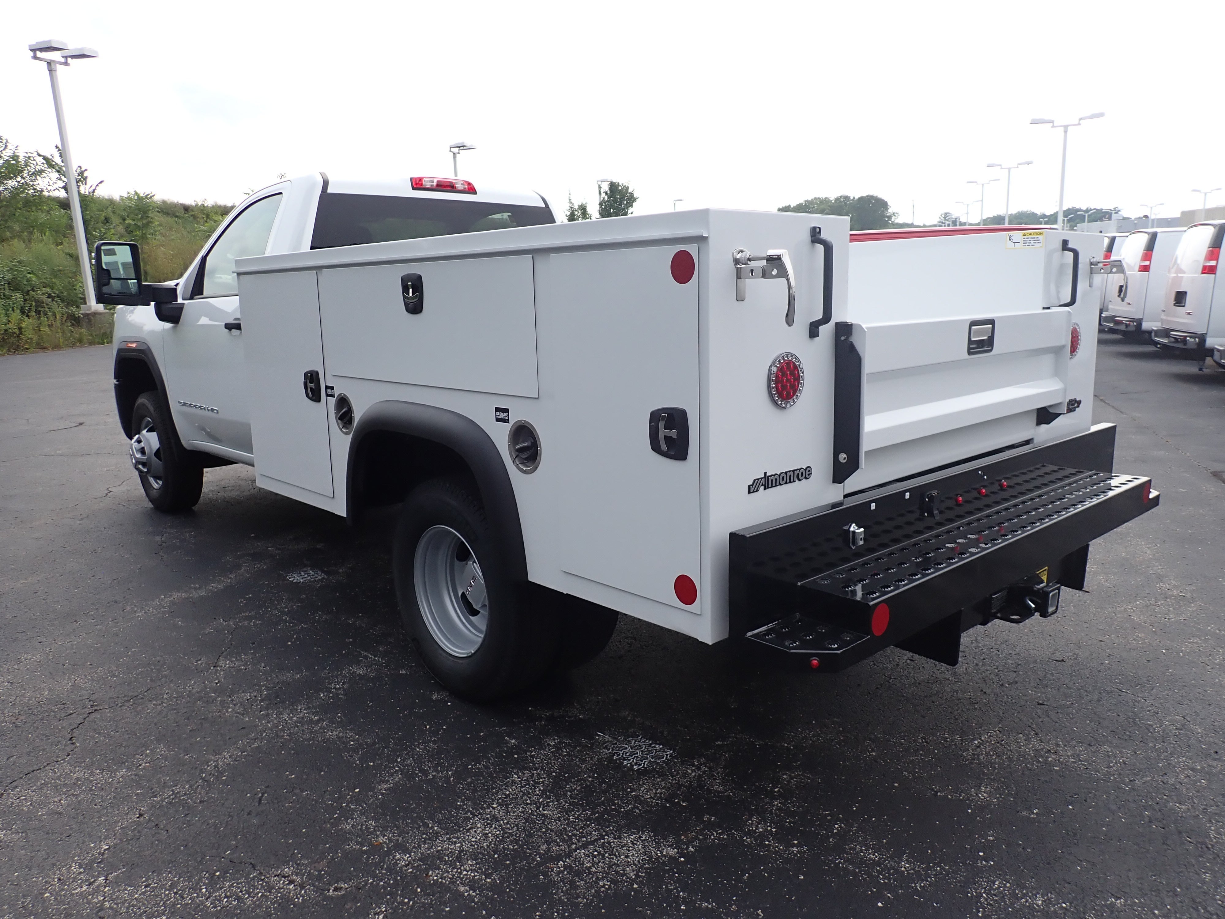 2026 GMC Sierra 3500 HD Chassis Cab Pro