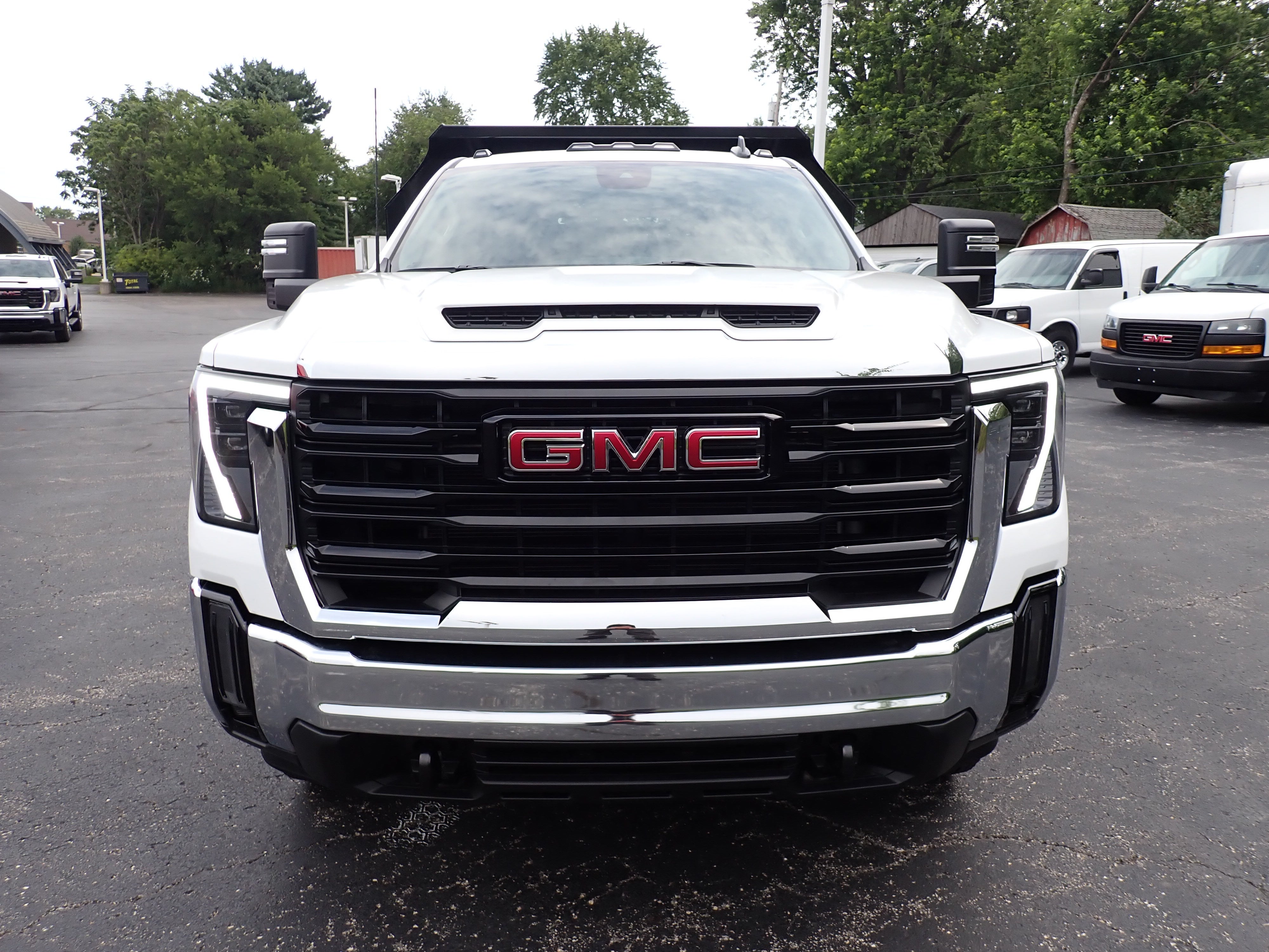 2026 GMC Sierra 3500 HD Chassis Cab Pro
