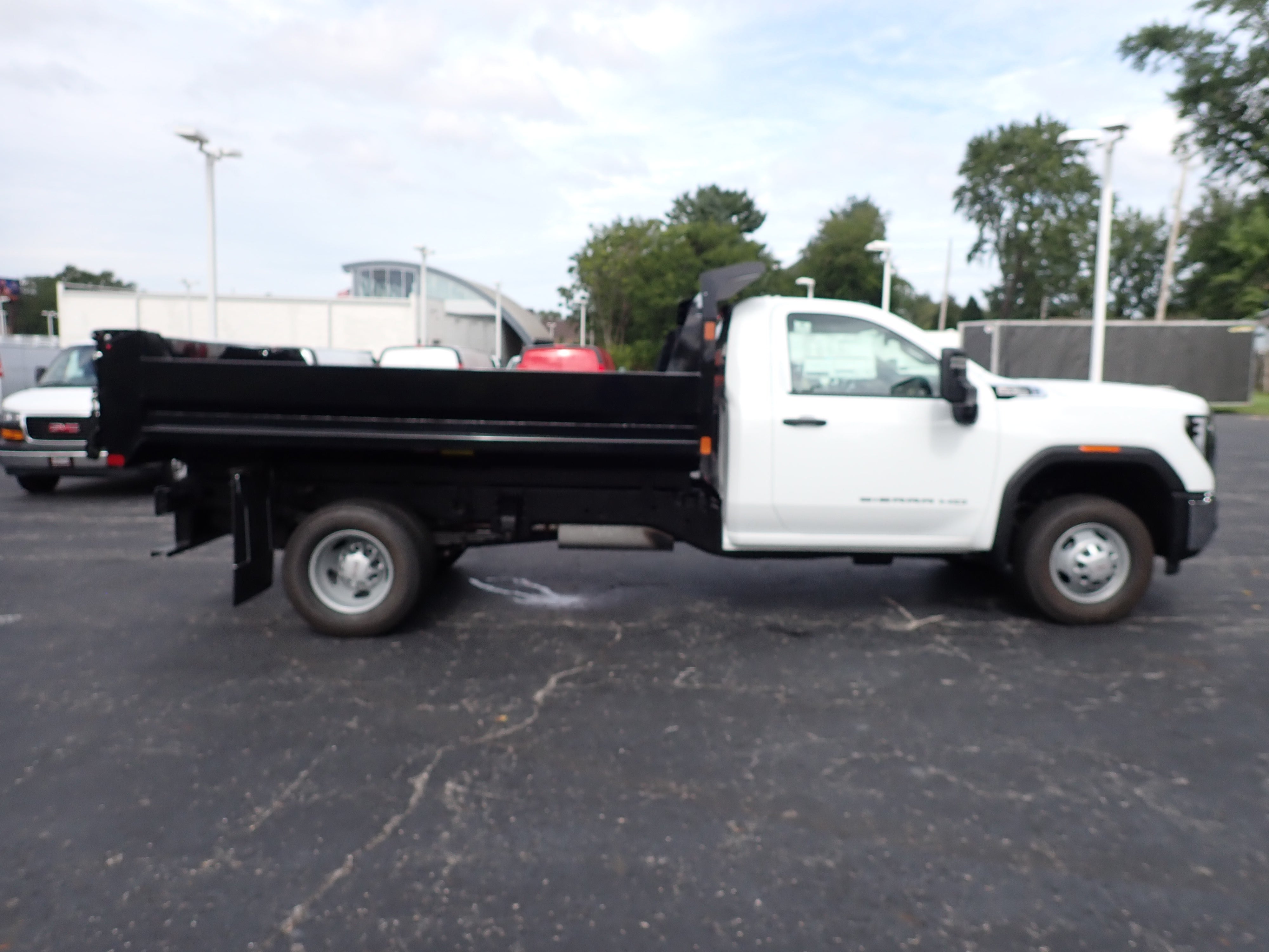 2026 GMC Sierra 3500 HD Chassis Cab Pro
