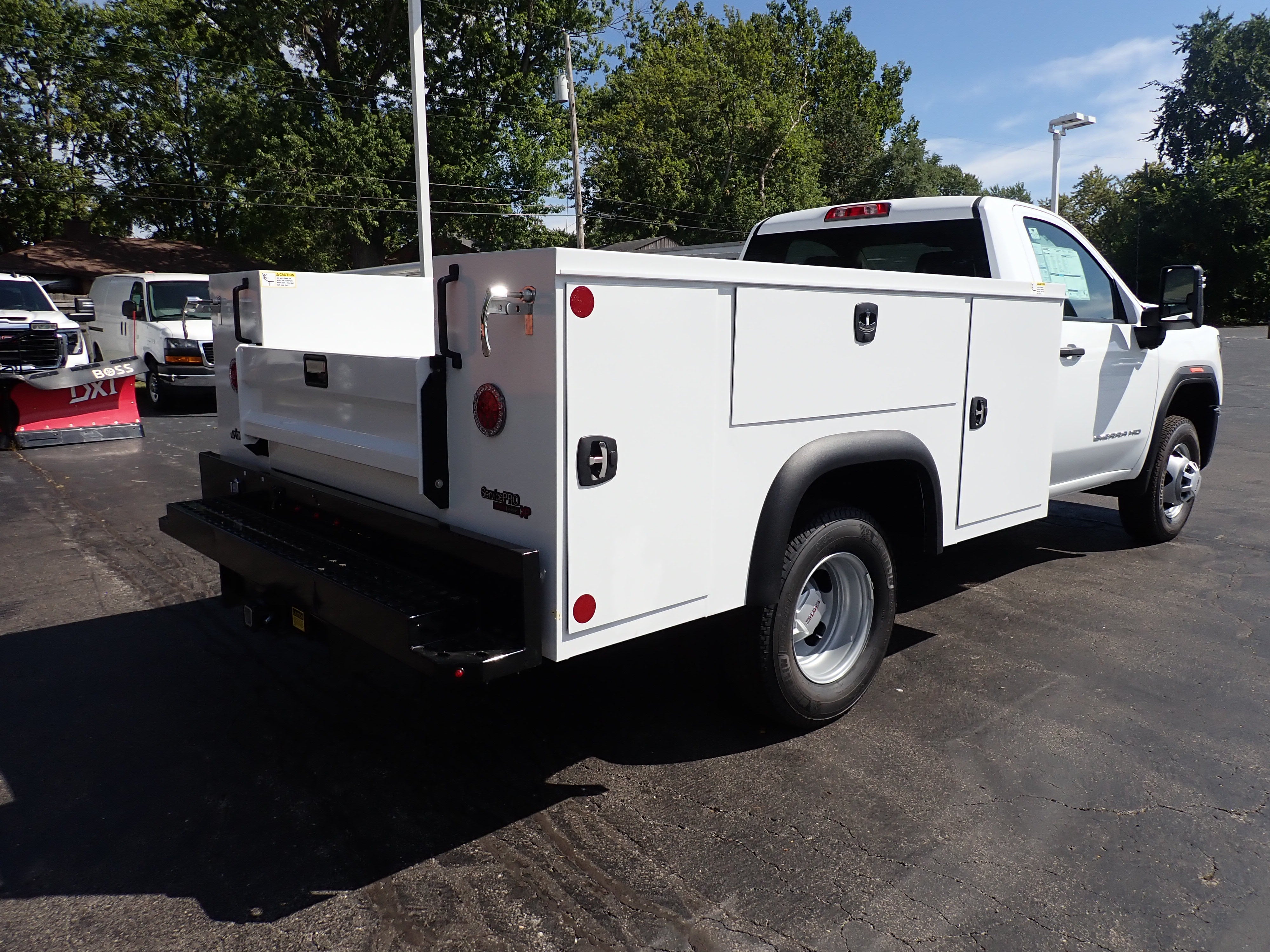 2026 GMC Sierra 3500 HD Chassis Cab Pro