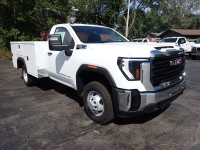 2026 GMC Sierra 3500 HD Chassis Cab Pro