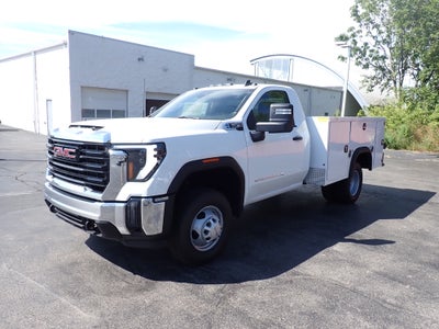 2026 GMC Sierra 3500 HD Chassis Cab Pro
