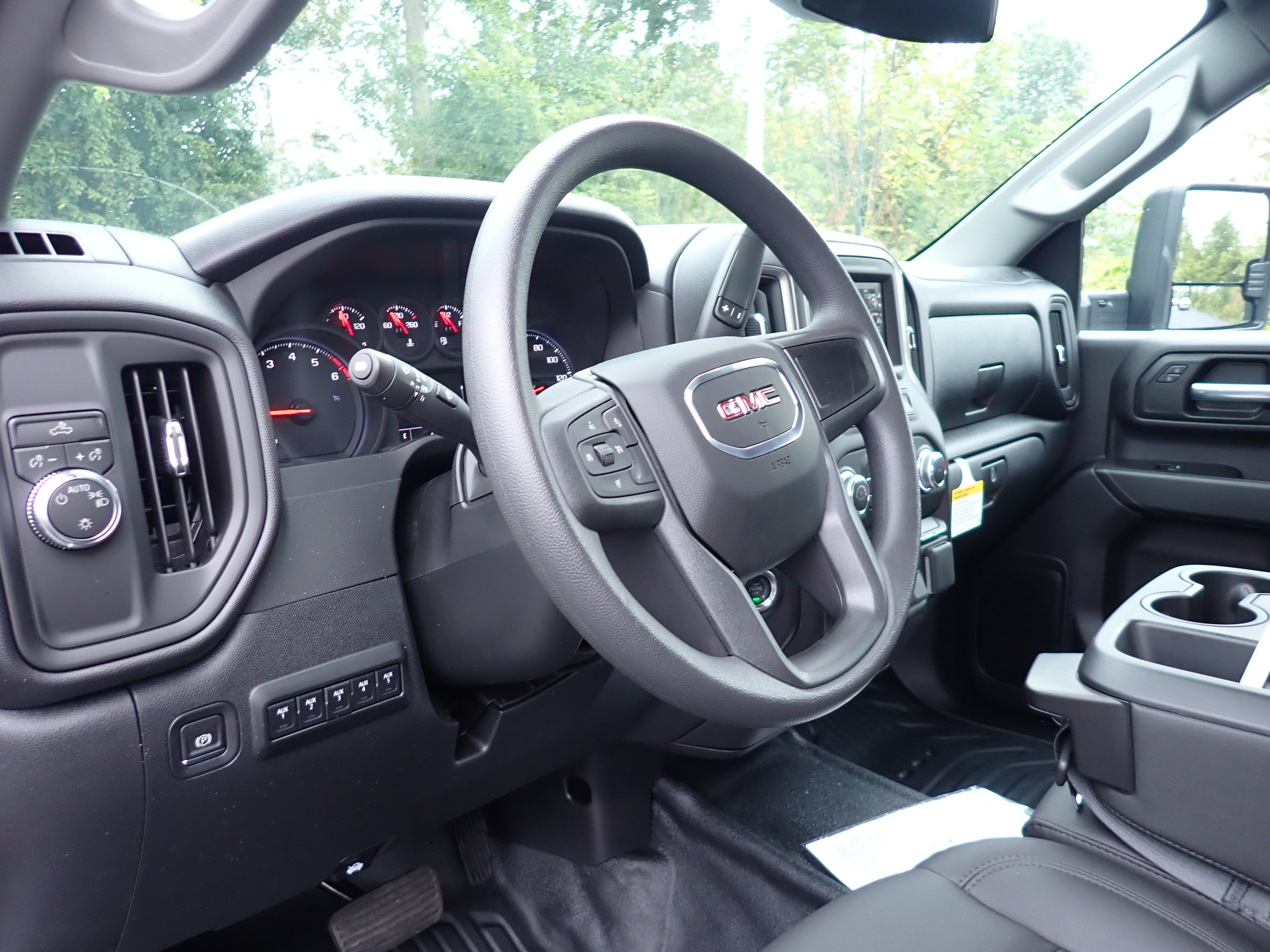2026 GMC Sierra 3500 HD Chassis Cab Pro