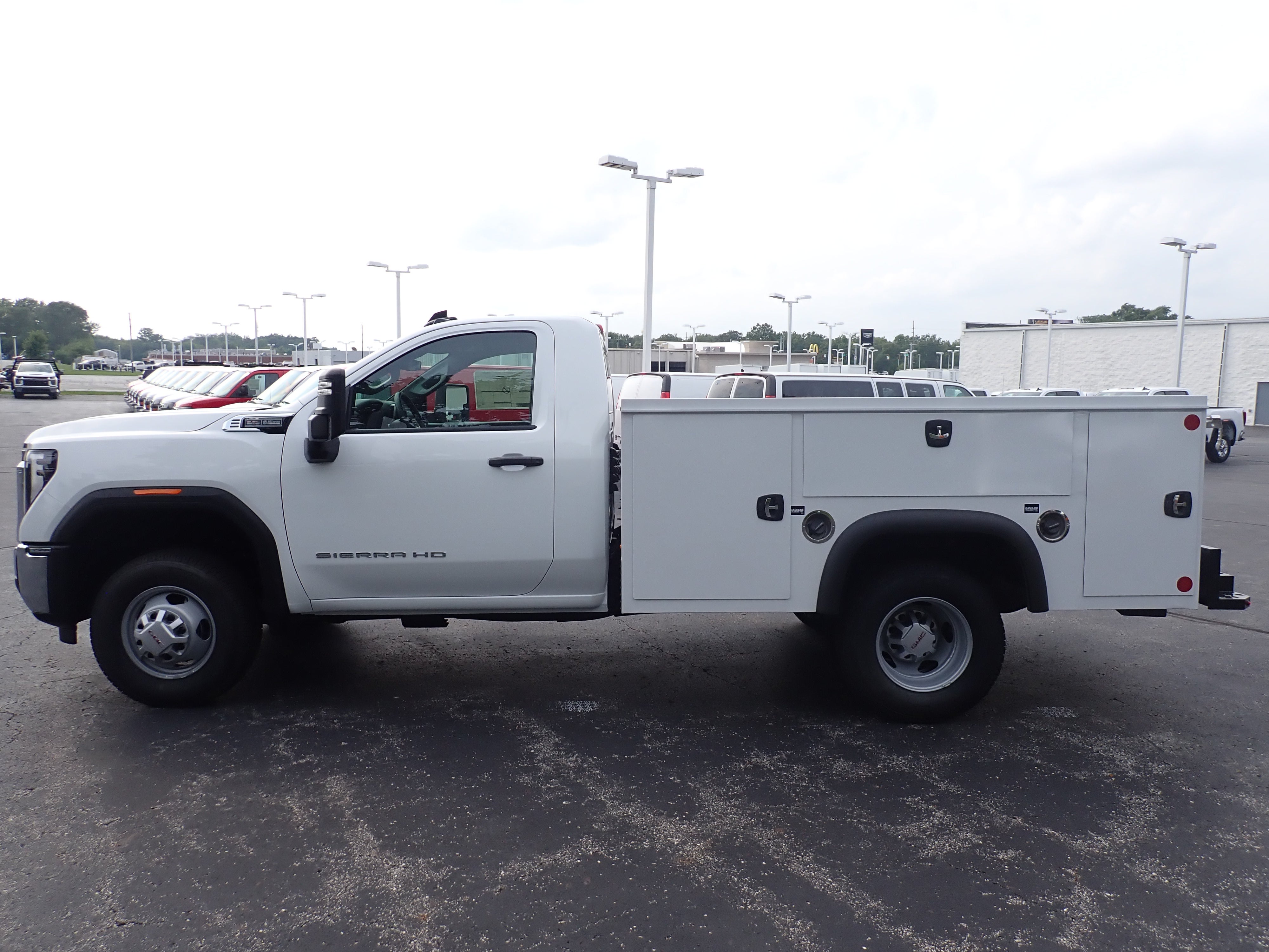 2026 GMC Sierra 3500 HD Chassis Cab Pro