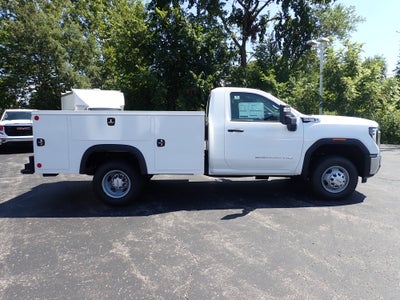 2026 GMC Sierra 3500 HD Chassis Cab Pro