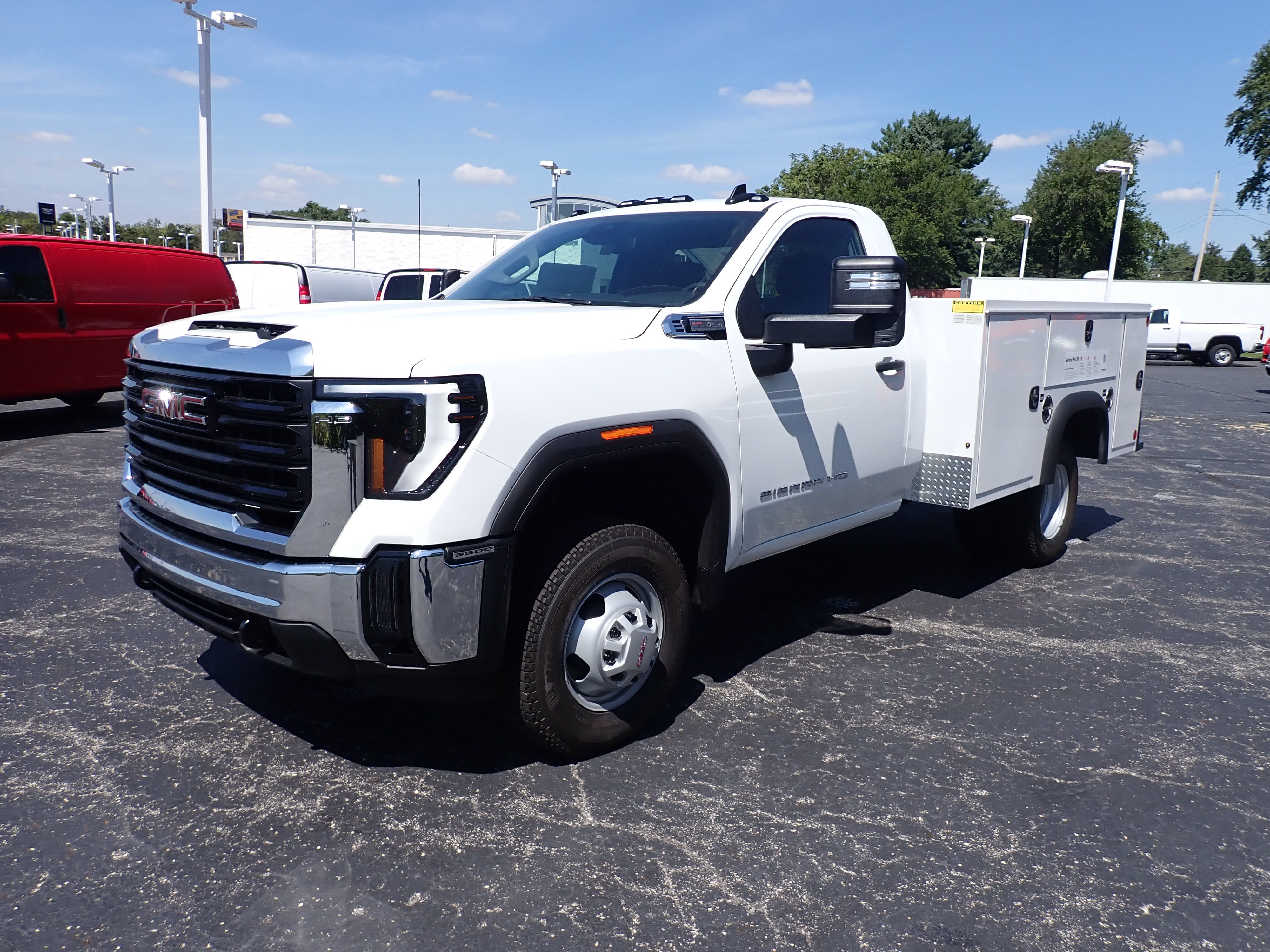 2026 GMC Sierra 3500 HD Chassis Cab Pro