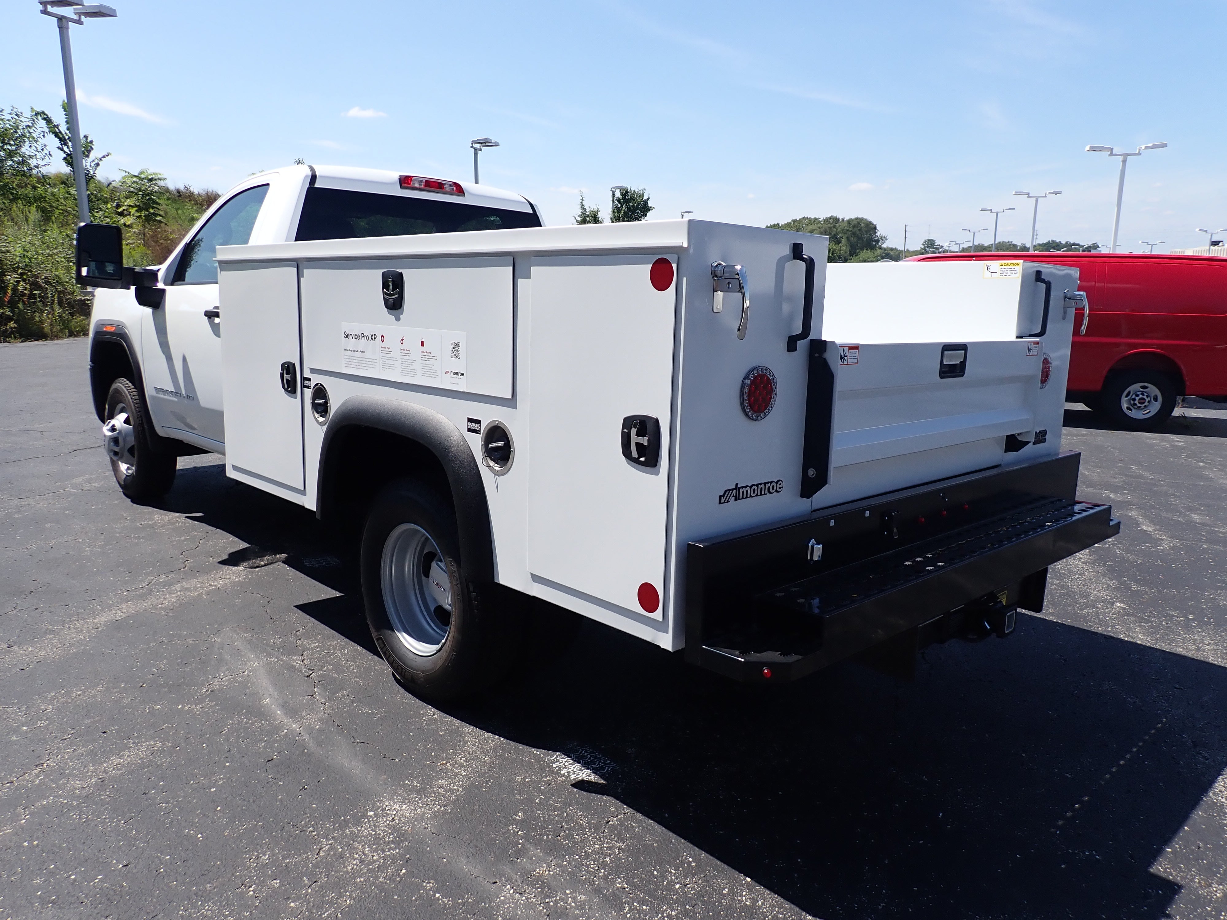 2026 GMC Sierra 3500 HD Chassis Cab Pro