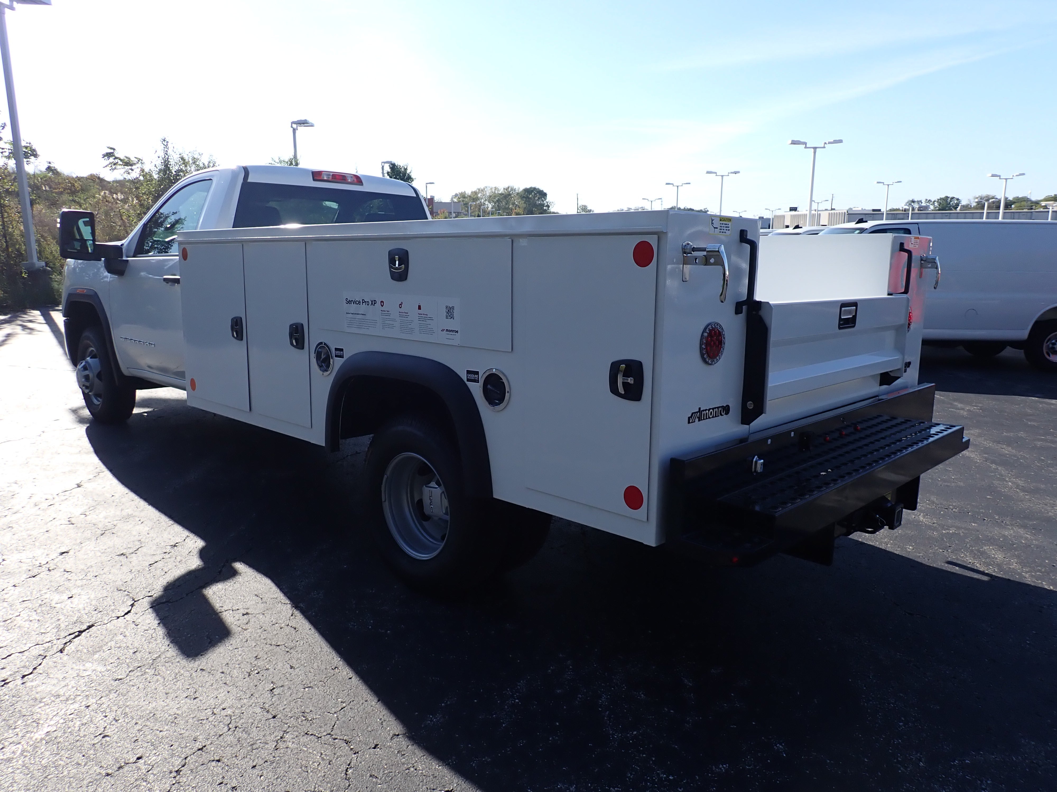 2026 GMC Sierra 3500 HD Chassis Cab Pro