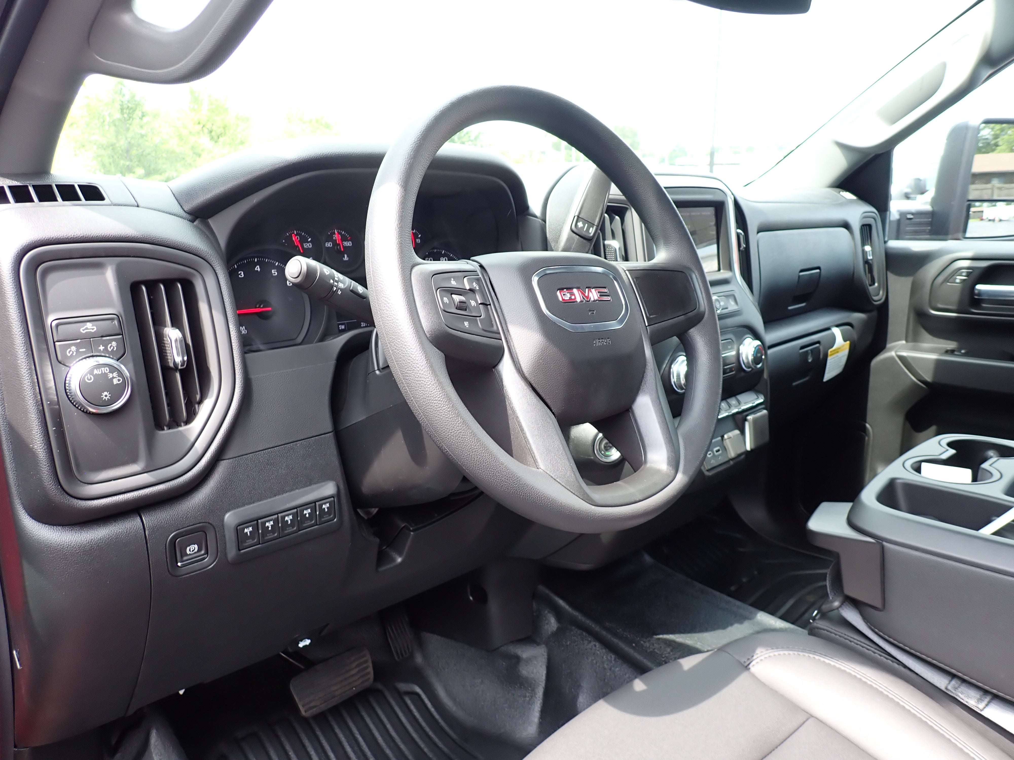 2026 GMC Sierra 3500 HD Chassis Cab Pro