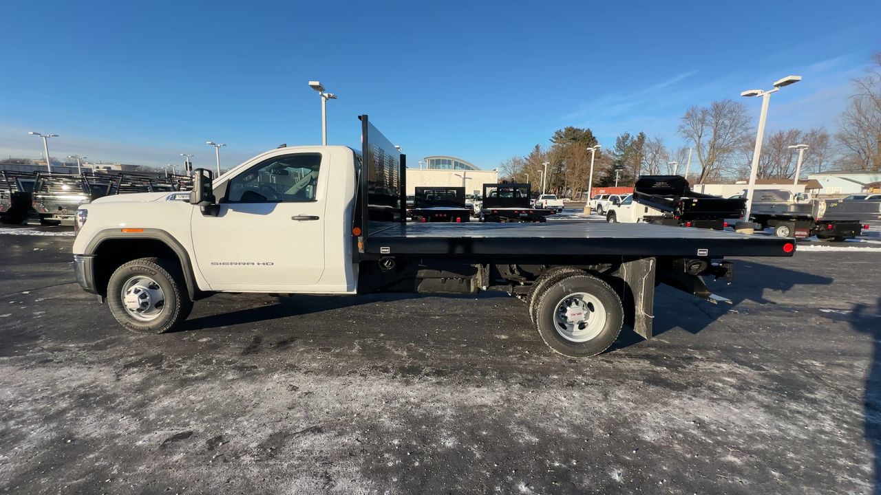 2026 GMC Sierra 3500 HD Chassis Cab Pro