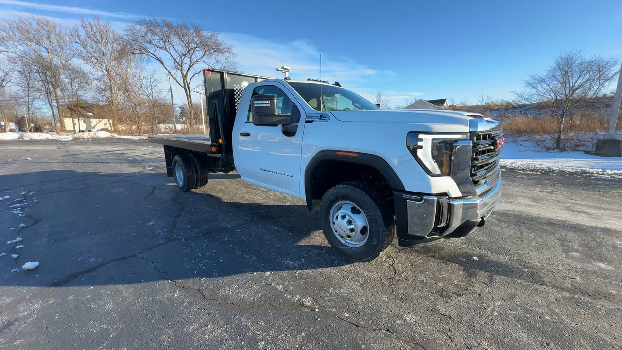 2026 GMC Sierra 3500 HD Chassis Cab Pro