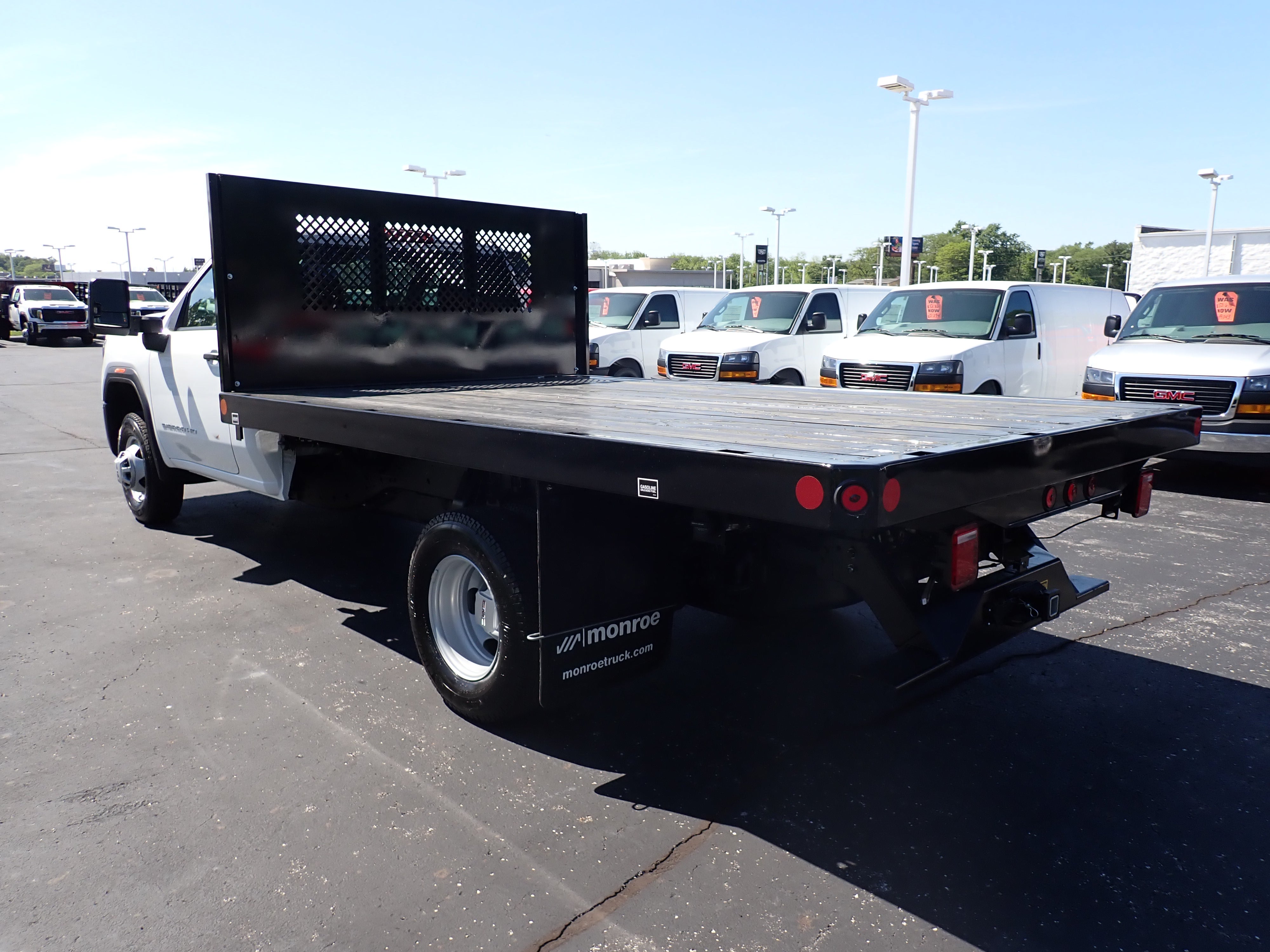 2026 GMC Sierra 3500 HD Chassis Cab Pro