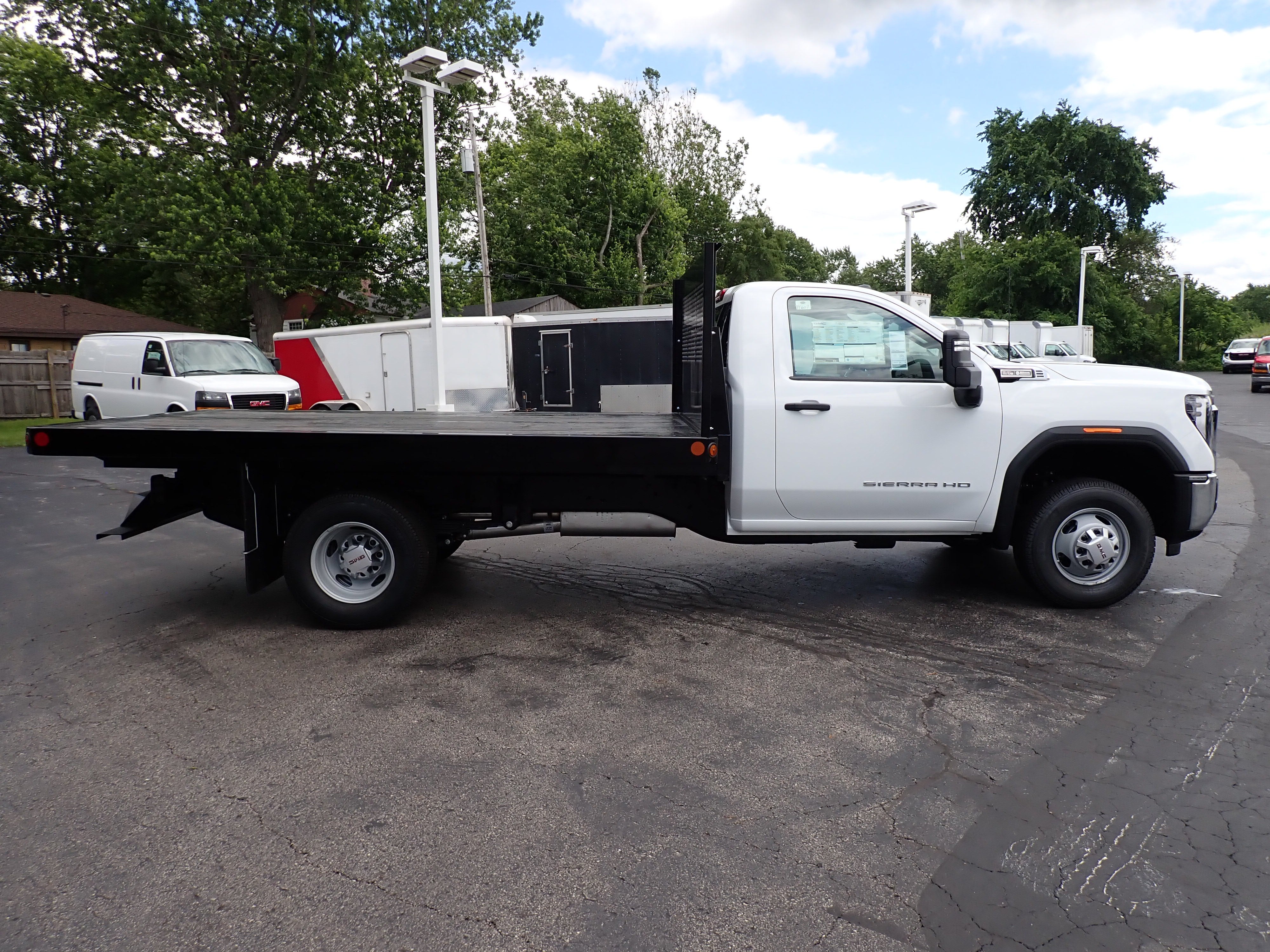 2026 GMC Sierra 3500 HD Chassis Cab Pro