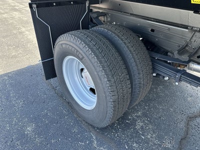 2025 GMC Sierra 3500 HD Chassis Cab Pro