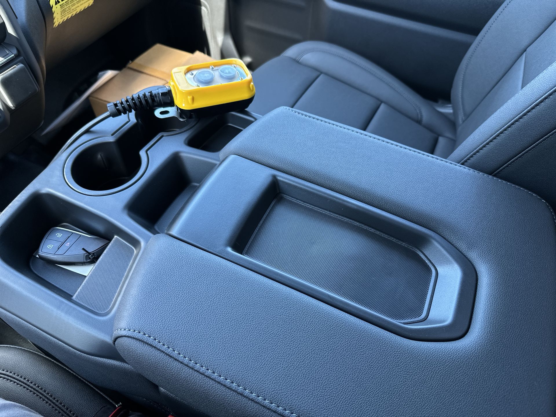 2025 GMC Sierra 3500 HD Chassis Cab Pro