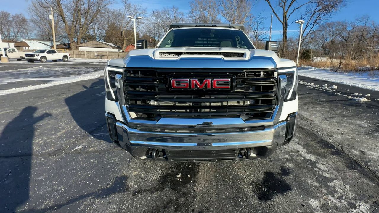 2026 GMC Sierra 3500 HD Chassis Cab Pro