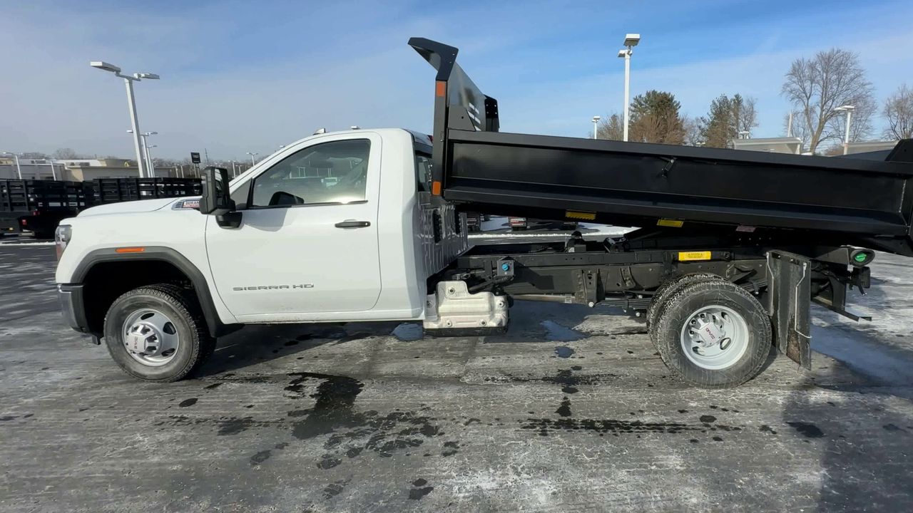 2026 GMC Sierra 3500 HD Chassis Cab Pro