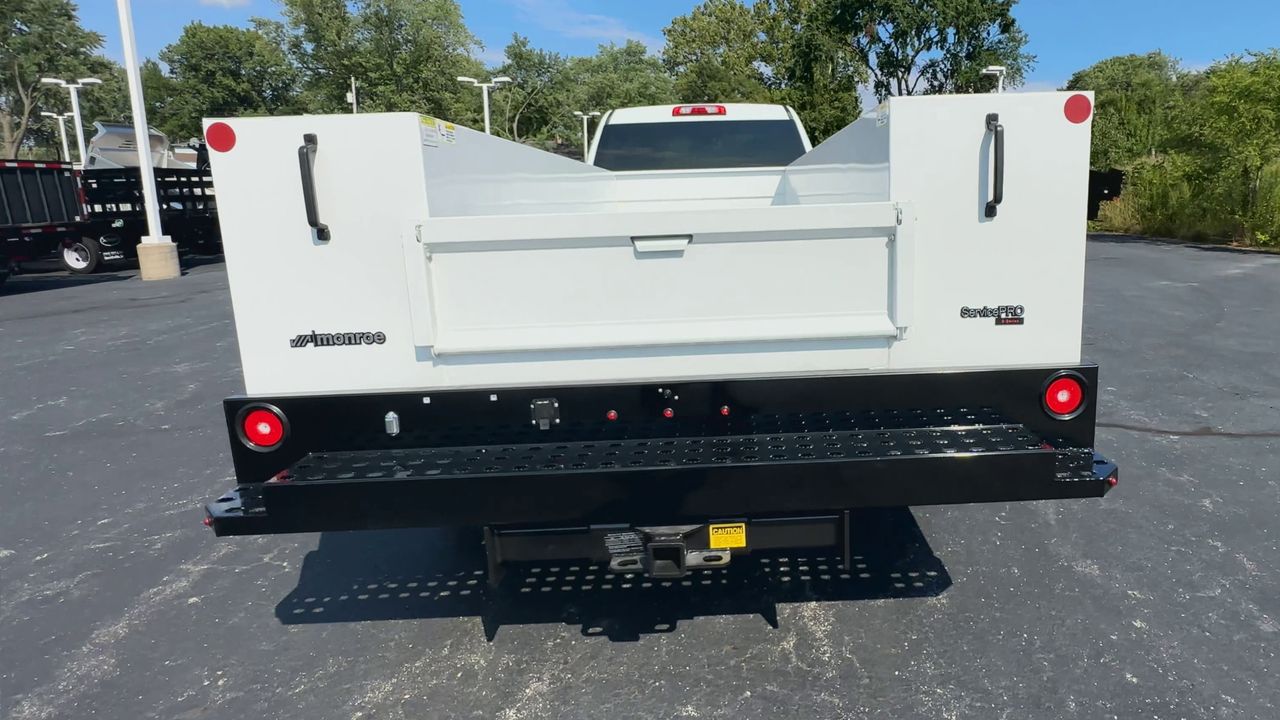 2025 GMC Sierra 3500 HD Chassis Cab Pro