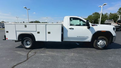 2025 GMC Sierra 3500 HD Chassis Cab Pro