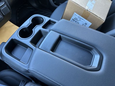 2025 GMC Sierra 3500 HD Chassis Cab Pro