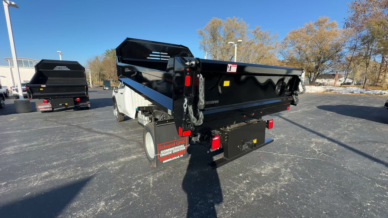 2025 GMC Sierra 3500 HD Chassis Cab Pro