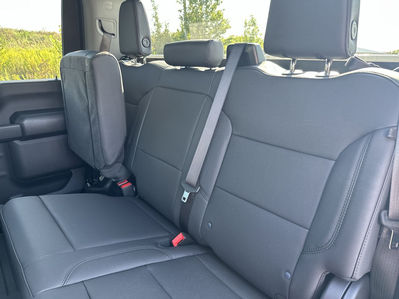 2025 GMC Sierra 2500 HD Pro