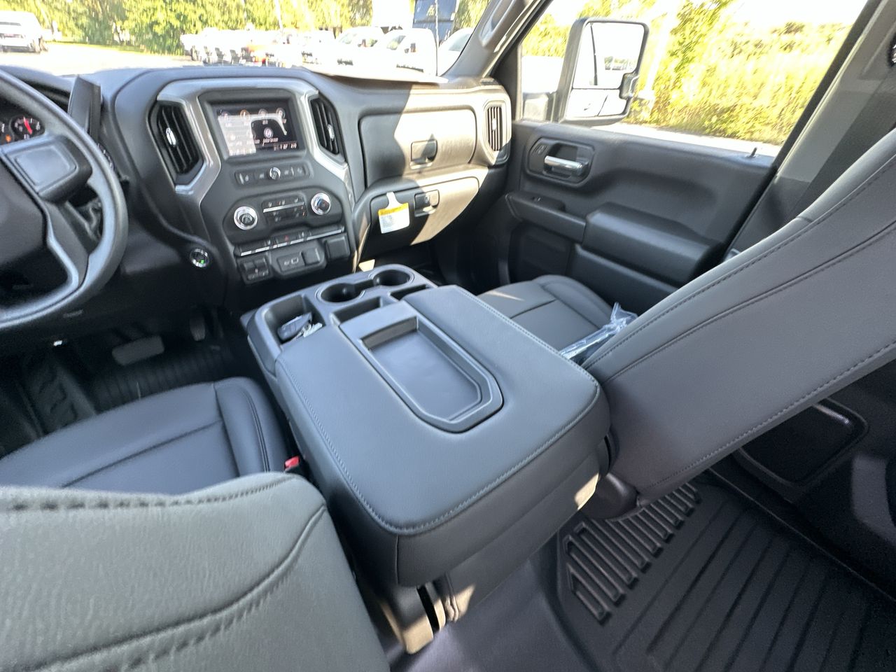 2025 GMC Sierra 2500 HD Pro