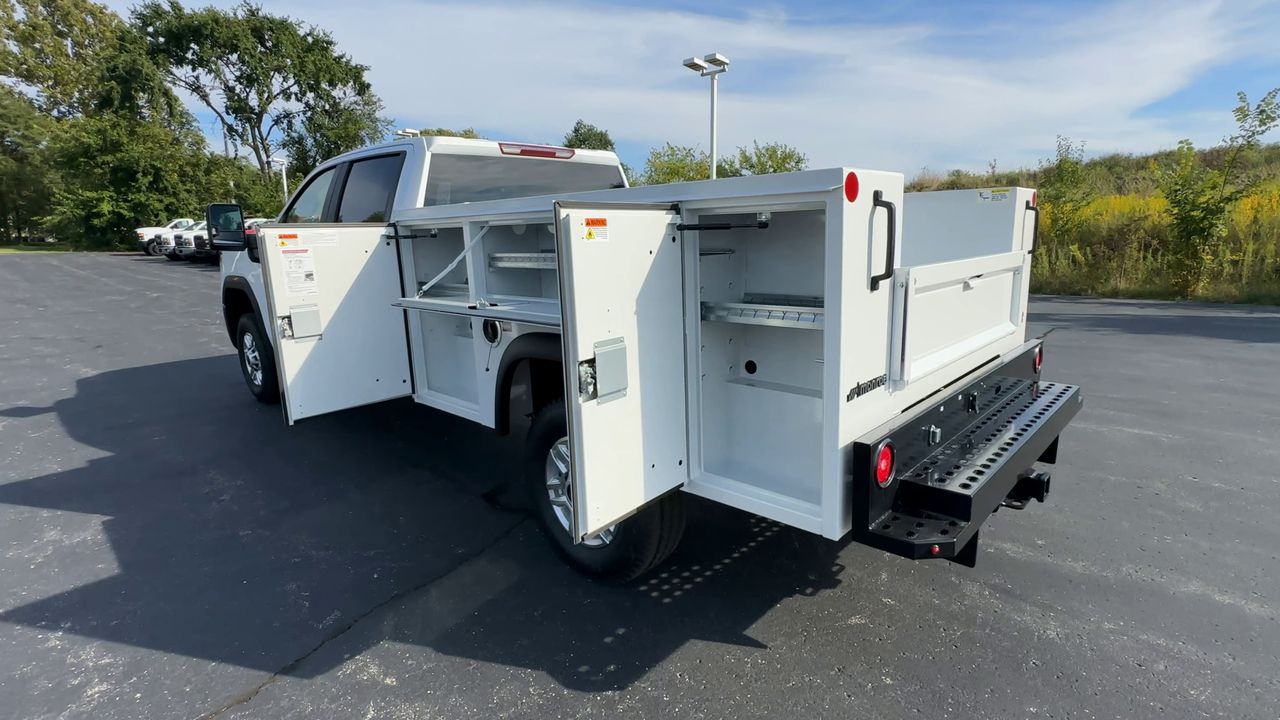 2025 GMC Sierra 2500 HD Pro