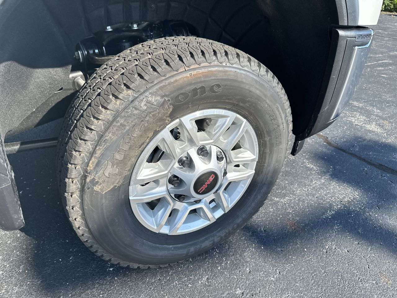 2025 GMC Sierra 2500 HD Pro