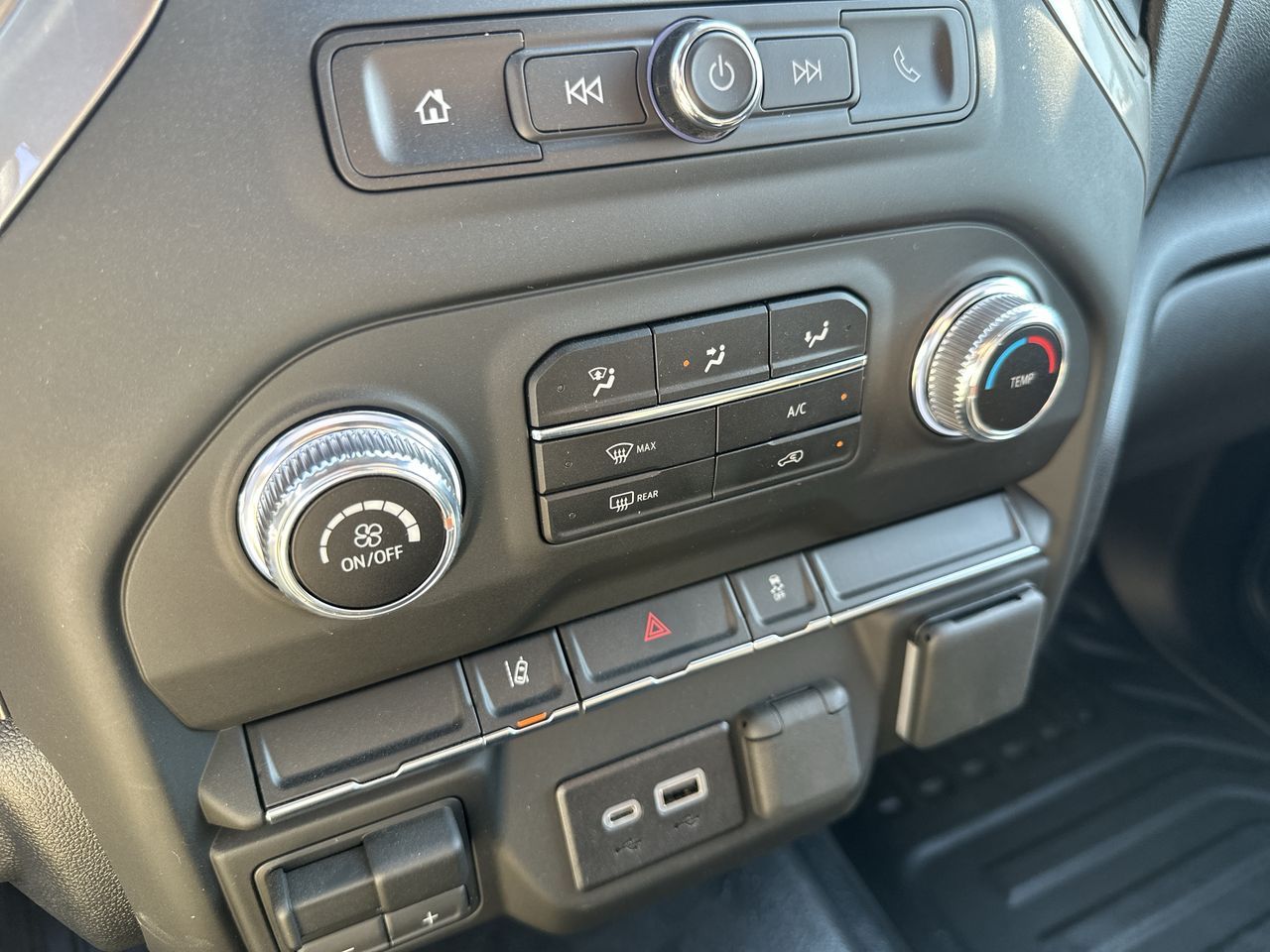 2025 GMC Sierra 2500 HD Pro